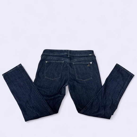 DL1961 Denim - DL1961 Premium Denim Jeans
Size 29 • Dark Wash • Straight Leg